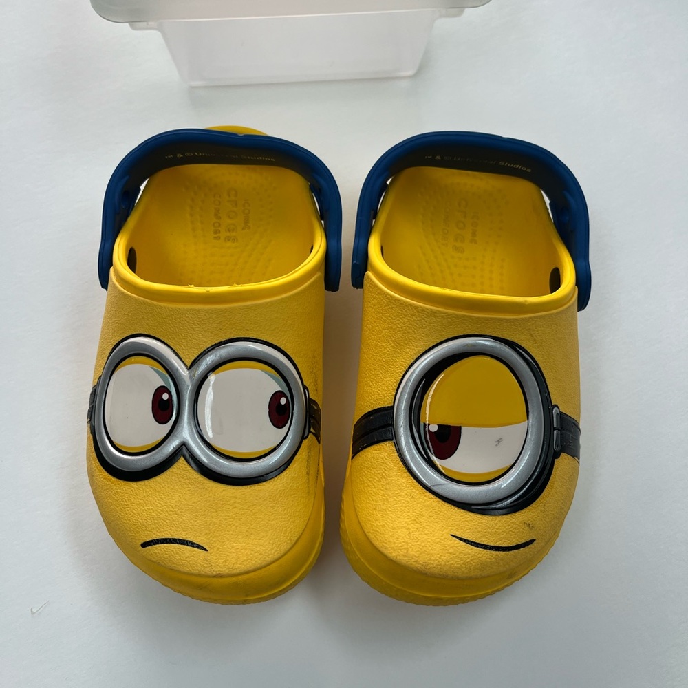 Minion Crocs - 10
